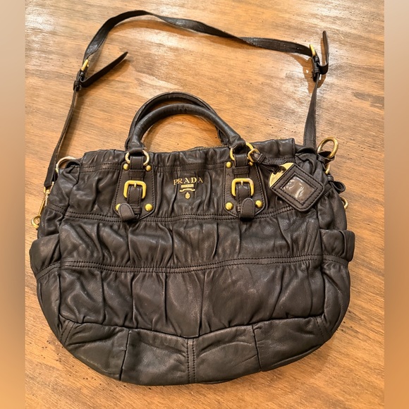 Prada XL Milano Black Gaufre Nappa Ruched Leather Soft Crossbody Handbag Gold - Picture 1 of 13